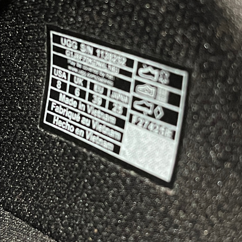 UGG Goldenstar Clog - Picture 12 of 12